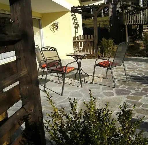 Grosses In Ruhiger Lage - Wlan B. 9 Per. بيت للعطل *