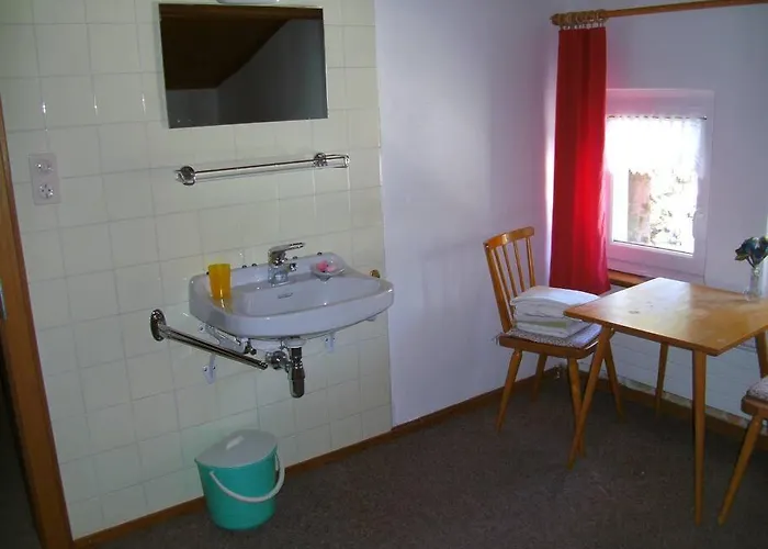 Grosses In Ruhiger Lage - Wlan B. 9 Per. * سالفلدن ام ستينه