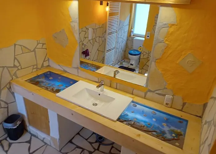 Grosses In Ruhiger Lage - Wlan B. 9 Per. * سالفلدن ام ستينه