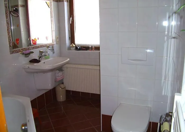 Grosses In Ruhiger Lage - Wlan B. 9 Per. بيت للعطل سالفلدن ام ستينه