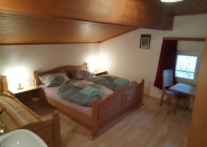 Grosses In Ruhiger Lage - Wlan B. 9 Per. بيت للعطل